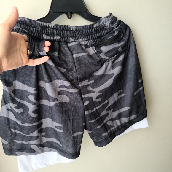 ASENTIALS - Picture 3 of 7